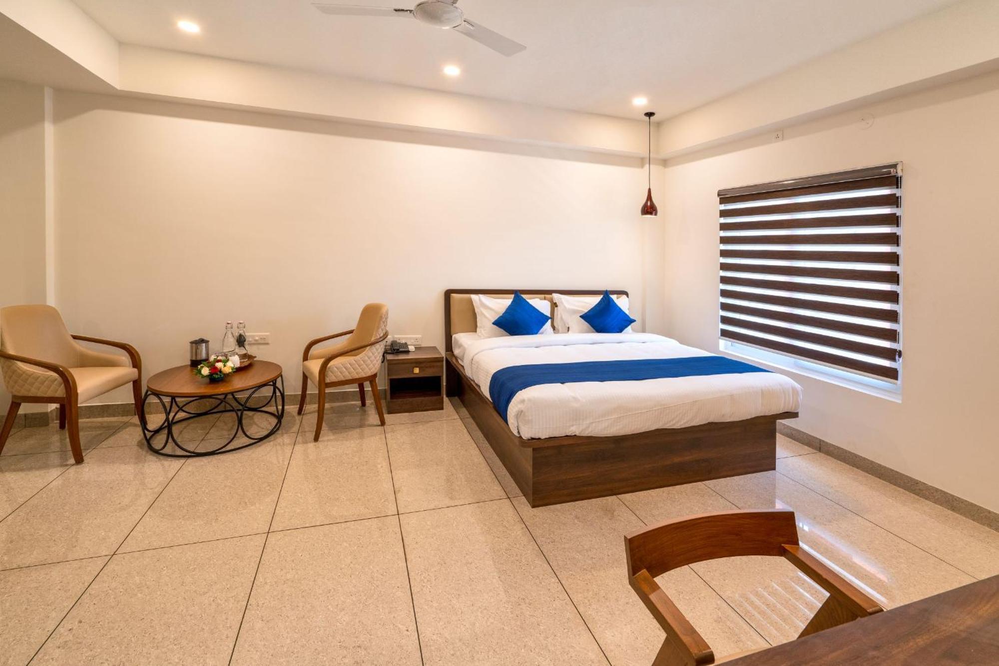 Kumbanad Heritage Hotel Vennikulam Экстерьер фото